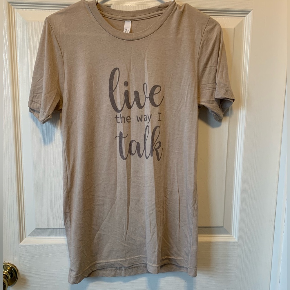 Women’s graphic tee shirt